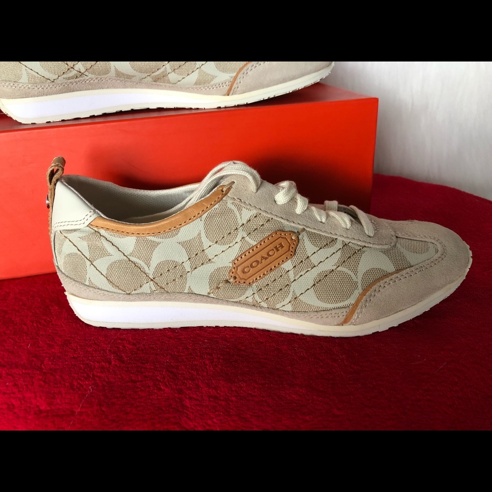 Coach Tennis shoes 💋